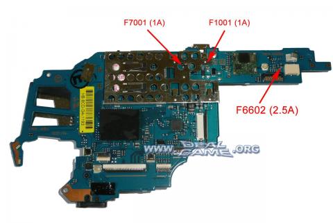 Cómo reparar fusibles dañados en nuestra PSP 1000, 2000 o | PSP .SceneBeta.com